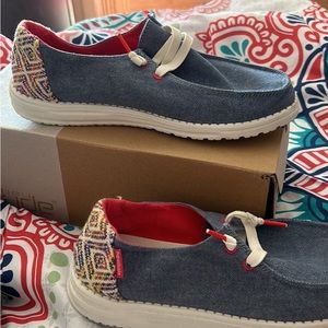 Women  Wendy Playa Fiesta limon hey dude shoes